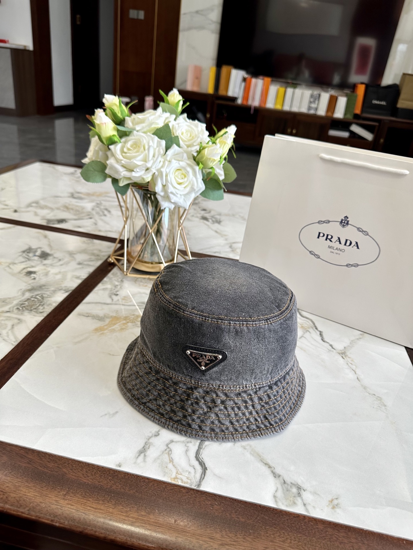 prada hat model 19